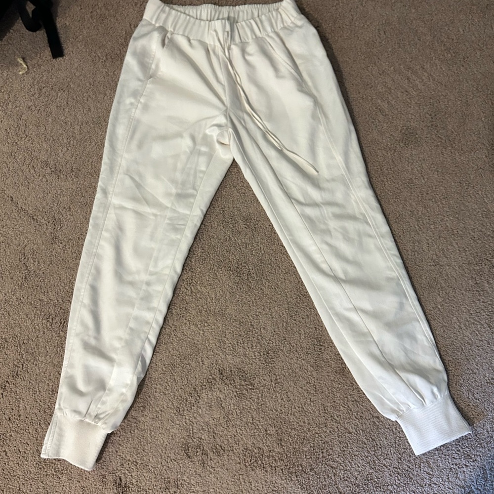 Michelle Bohbot linen joggers